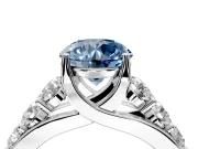 Solitaire Engagement Ring Setting for Fancy Blue Round Cut Center with Graduated Shared Prongs and Prong Head in Platinum