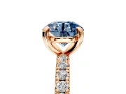 Solitaire Engagement Ring Setting for Fancy Blue Round Cut Center with Shared-Prong Accents and Prong Head in Rose Gold