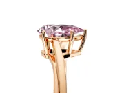 Solitaire Engagement Ring Setting for Fancy Pink Pear-Shaped Center with Plain Bypass Twist Band and Prong Head in Rose Gold