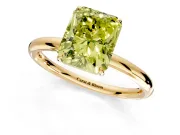 Low-Set Solitaire Engagement Ring Setting for Fancy Yellow Radiant Cut Center with Thin Plain Band and Prong Head in Yellow Gold