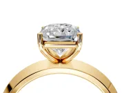 Solitaire Engagement Ring Setting for Radiant Cut Center with Wide Knife Ridge Band and Prong Head in Yellow Gold