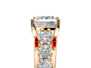Solitaire Engagement Ring Setting for Princess Cut Center with Graduated Shared Prongs and Prong Head in Rose Gold