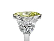 Leaf Cluster Engagement Ring Setting for Fancy Yellow Marquise Center with Marquise Accents and Prong Head in Platinum