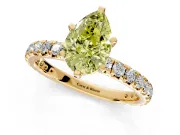 Solitaire Engagement Ring Setting for Fancy Yellow Pear-Shaped Center with Shared-Prong Accents and Prong Head in Yellow Gold