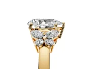 Solitaire Engagement Ring Setting for Pear-Shaped Center with Marquise Flower Shoulders and Prong Head in Yellow Gold