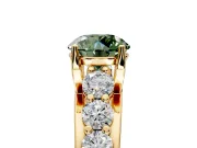 Solitaire Engagement Ring Setting for Fancy Green Round Cut Center with Graduated Shared Prongs and Prong Head in Yellow Gold