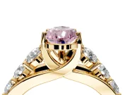 Solitaire Engagement Ring Setting for Fancy Pink Pear-Shaped Center with Graduated Shared Prongs and Prong Head in Yellow Gold