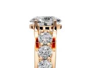 Solitaire Engagement Ring Setting for Oval Center with Graduated Shared Prongs and Prong Head in Rose Gold