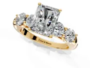 5 Stone Engagement Ring Setting for Radiant Cut Center with Graduated Accents and Prong Head in Yellow Gold