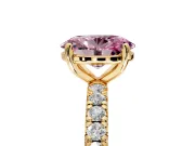 Solitaire Engagement Ring Setting for Fancy Pink Oval Center with Shared-Prong Accents and Prong Head in Yellow Gold