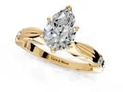 Solitaire Engagement Ring Setting for Pear-Shaped Center with Carved Leaf Shoulders and Prong Head in Yellow Gold