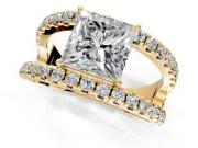 Solitaire Engagement Ring Setting for Princess Cut Center with Wide-Open Split Shank and Prong Head in Yellow Gold