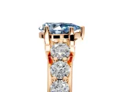 Solitaire Engagement Ring Setting for Fancy Blue Pear-Shaped Center with Graduated Shared Prongs and Prong Head in Rose Gold