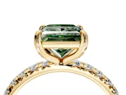 Solitaire Engagement Ring Setting for Fancy Green Princess Cut Center with Shared-Prong Accents and Prong Head in Yellow Gold