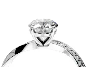 Side Accent Engagement Ring Setting for Oval Center with Accent Shoulders and Prong Head in Platinum