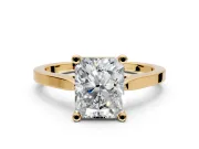 Solitaire Engagement Ring Setting for Radiant Cut Center with Tapered Shoulders and Prong Head in Yellow Gold