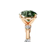 Solitaire Engagement Ring Setting for Fancy Green Round Cut Center with Bezel Station Band and Prong Head in Rose Gold