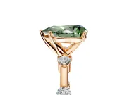Solitaire Engagement Ring Setting for Fancy Green Pear-Shaped Center with Bezel Station Band and Prong Head in Rose Gold