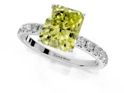 Solitaire Engagement Ring Setting for Fancy Yellow Radiant Cut Center with Large Accent Band and Prong Head in Platinum