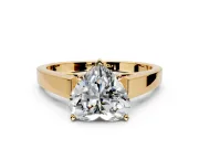 Solitaire Engagement Ring Setting for Heart-Shaped Center with Tapered Split Shoulders and Prong Head in Yellow Gold