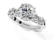 5 Stone Engagement Ring Setting for Round Cut Center with Graduated Accents and Prong Head in Platinum