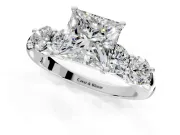 5 Stone Engagement Ring Setting for Princess Cut Center with Graduated Accents and Prong Head in Platinum