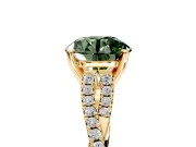 Solitaire Engagement Ring Setting for Fancy Green Round Cut Center with Twisted Pave Split Shank and Prong Head in Yellow Gold